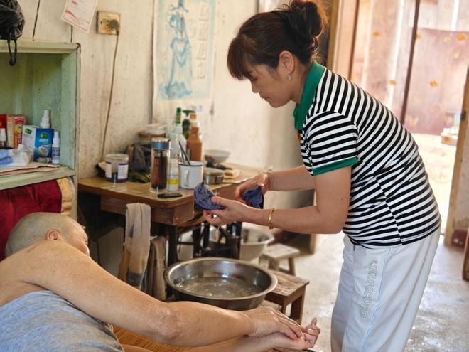 你的样子 | 何宏女：30年守护 用坚韧与爱心让瘫痪小叔子重获新生